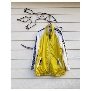 sporty spice🤸‍♀️windbreaker by SOUTH POLE usL